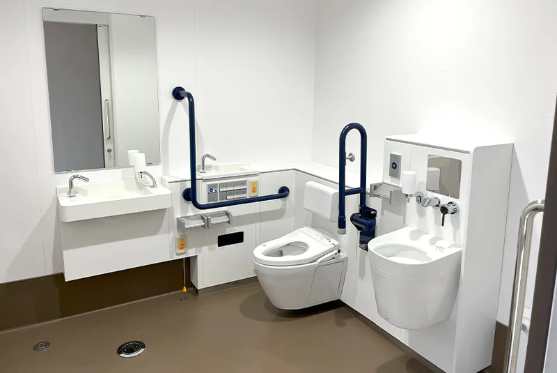 多目的トイレ
