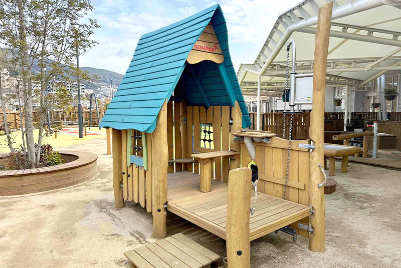 ロビニア・サンドキャビン